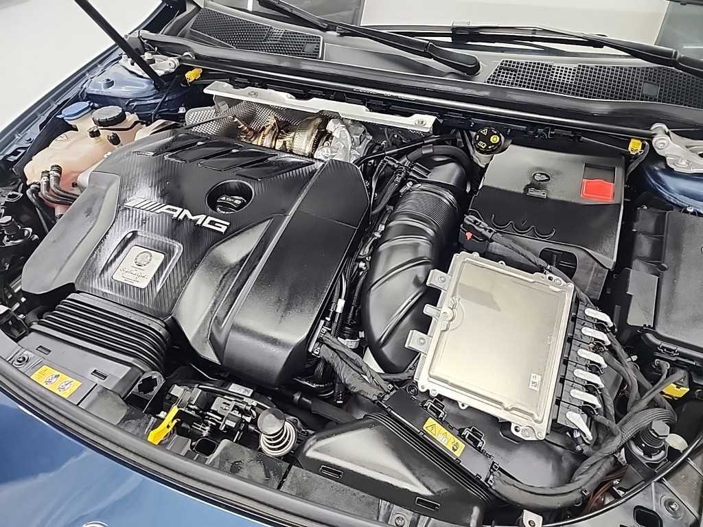벤츠 A 클래스 A클래스 W177 AMG A45 4MATIC+ 해치백 이미지 5