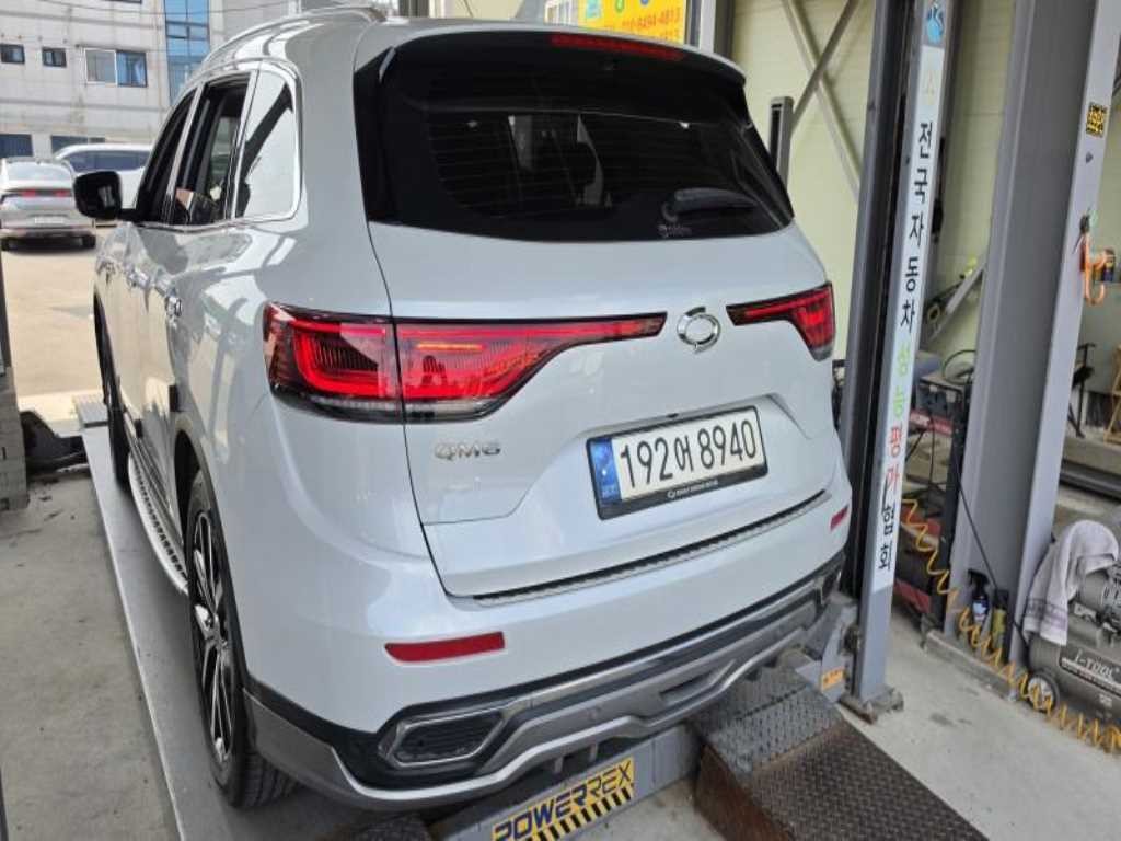 르노코리아(삼성) QM6 더뉴QM6 2.0 LPe RE 시그니처 2WD 이미지 6