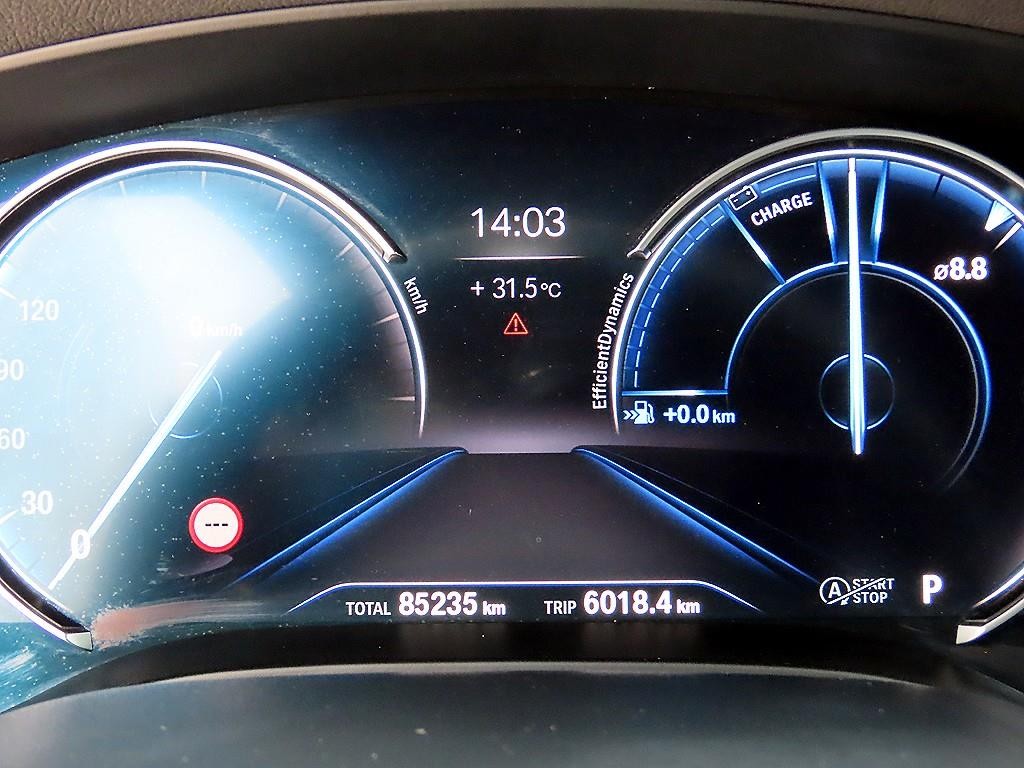 BMW 5시리즈 5시리즈 (G30) 520d M 스포츠 플러스 이미지 9