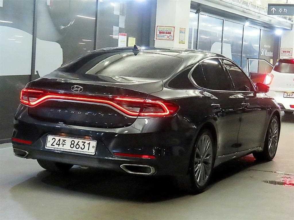 현대 그랜저 그랜저 IG 2.4 GDI 프리미엄 스페셜 이미지 4