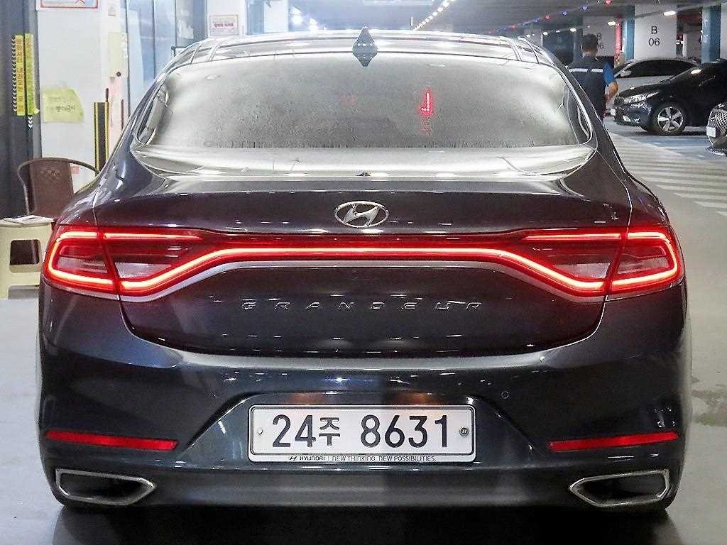 현대 그랜저 그랜저 IG 2.4 GDI 프리미엄 스페셜 이미지 5