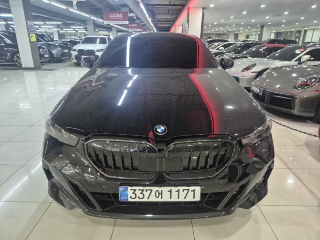 BMW 5시리즈 5시리즈 (G60) 530i xDrive M 스포츠 프로 스페셜 에디션 이미지 1