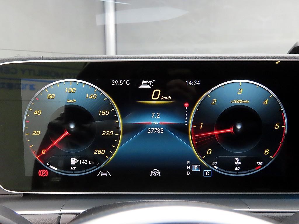 벤츠 GLE 클래스 GLE 클래스 W167 GLE 400d 4MATIC 쿠페 이미지 8