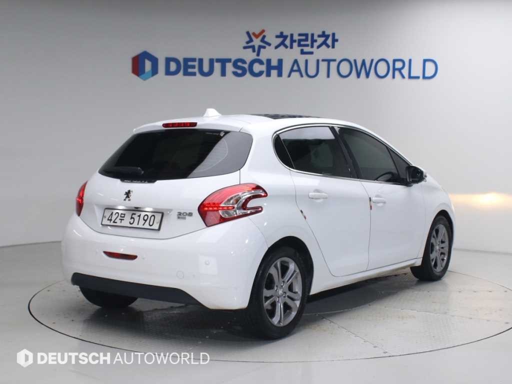 푸조 208 1.6 5도어 e-HDi 에코 이미지 2