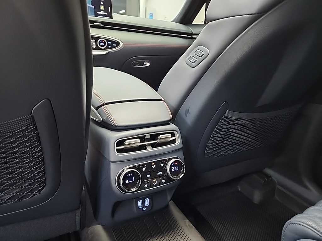 제네시스 GV70 2.5T 가솔린 AWD 스포츠 이미지 12