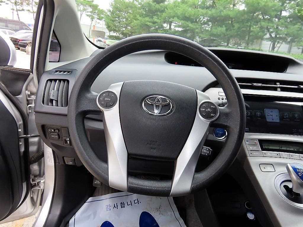 토요타 프리우스 1.8 이미지 8