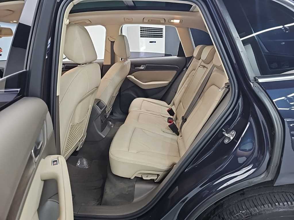 아우디 Q5 35 TDI 콰트로 이미지 12