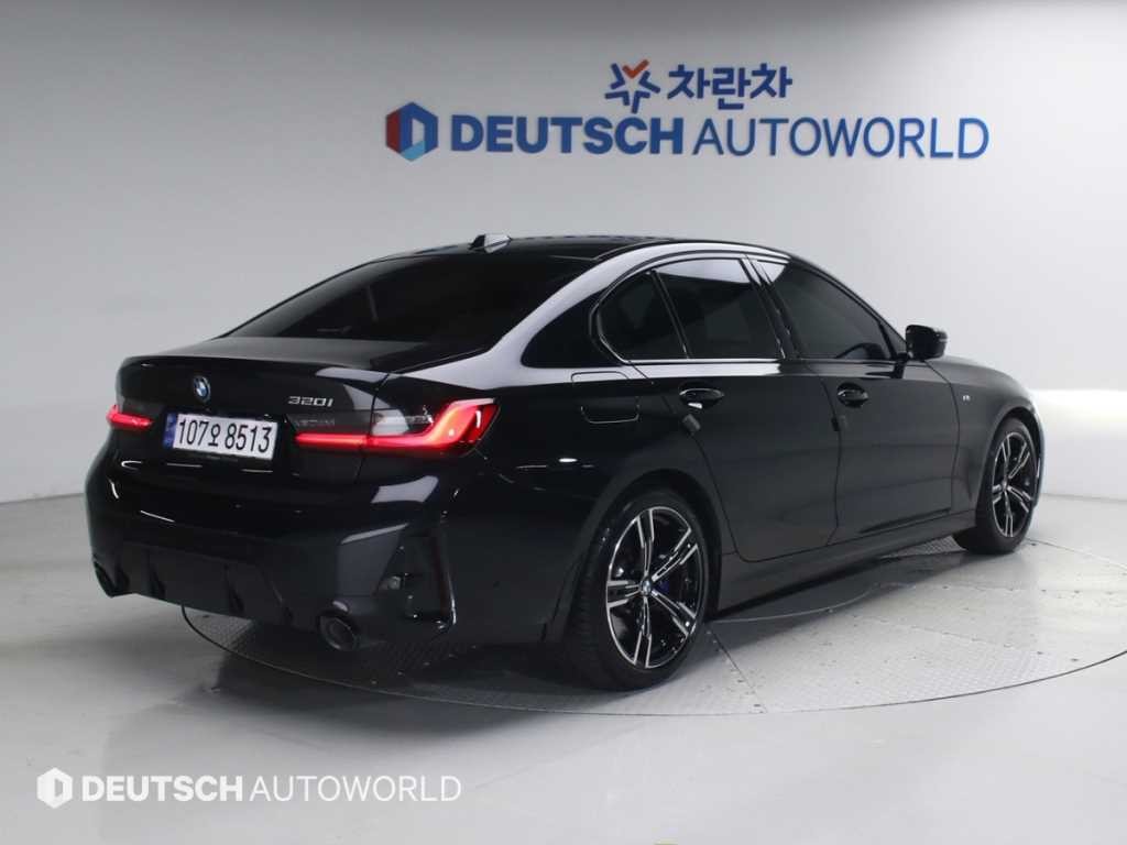 BMW 3시리즈 3시리즈 (G20) 320i M 스포츠 이미지 2