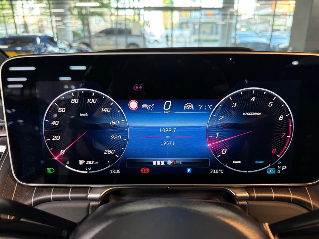 벤츠 S 클래스 S클래스-W223 마이바흐 S580 4MATIC 이미지 5