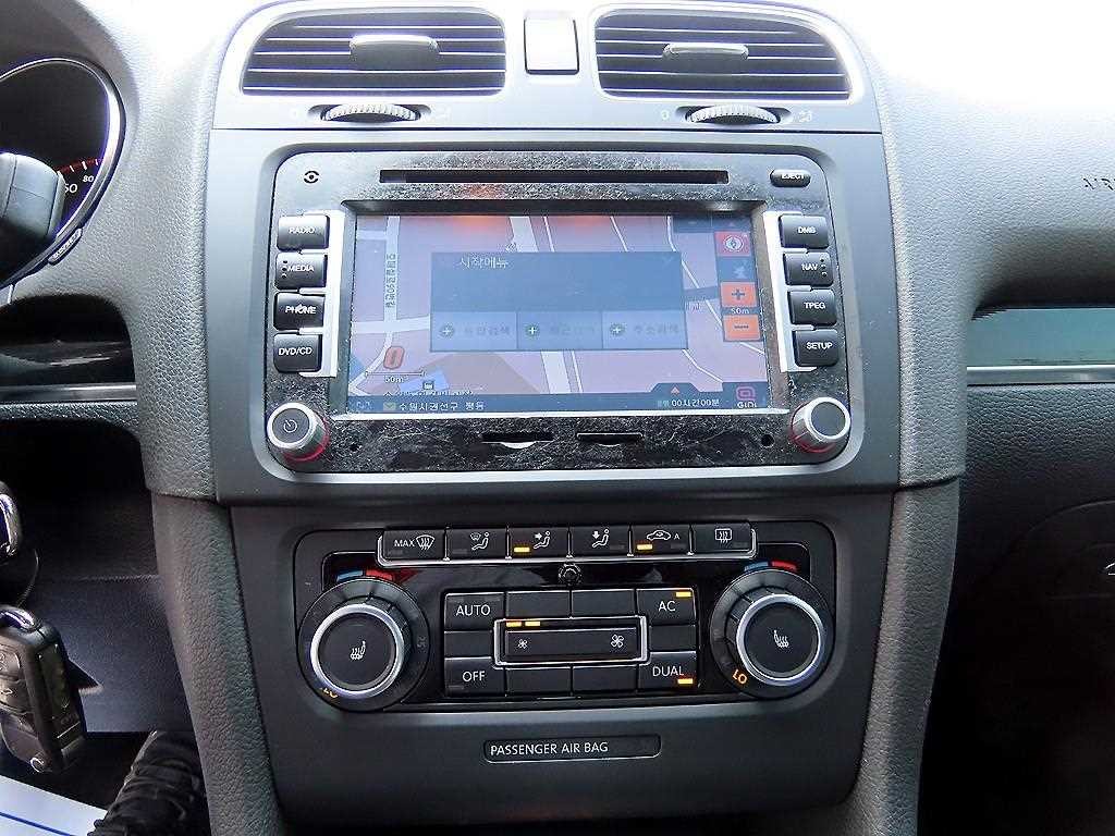폭스바겐 골프 골프 6세대 2.0 GTD 이미지 14