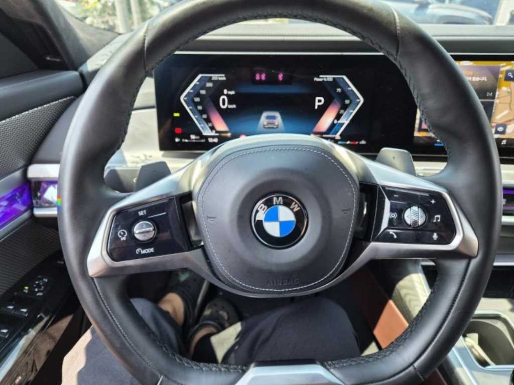 BMW 7시리즈 7시리즈 (G70) 740i sDrive 디자인퓨어 엑셀런스 이미지 13