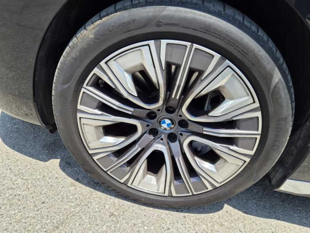 BMW 7시리즈 7시리즈 (G70) 740i sDrive 디자인퓨어 엑셀런스 이미지 20