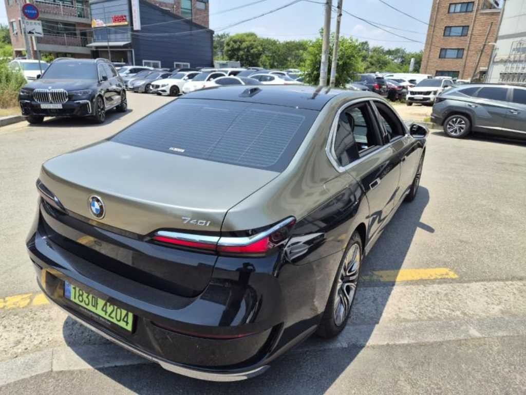 BMW 7시리즈 7시리즈 (G70) 740i sDrive 디자인퓨어 엑셀런스 이미지 5