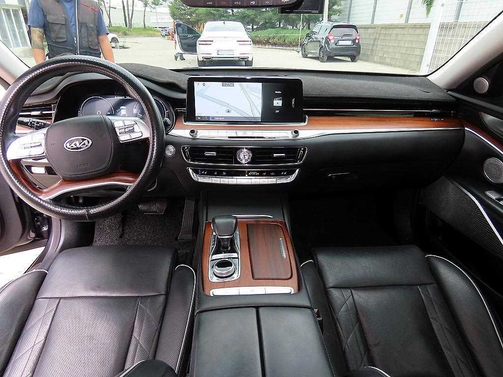 기아 K9 더 K9 3.8 GDI AWD 플래티넘Ⅲ 이미지 7