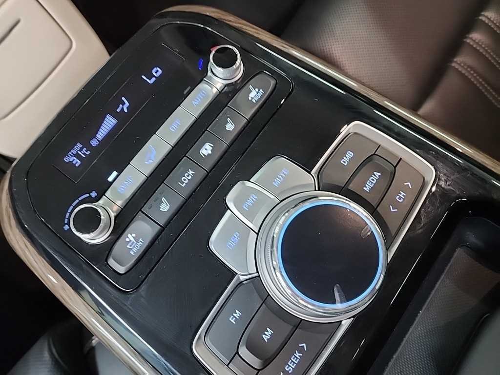 제네시스 G90 3.8 GDI 럭셔리 이미지 15