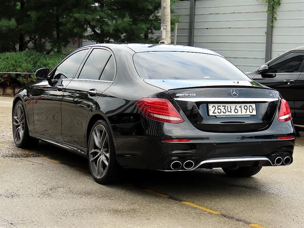 벤츠 E 클래스 E-클래스 W213 E53 AMG 4MATIC+ 이미지 3
