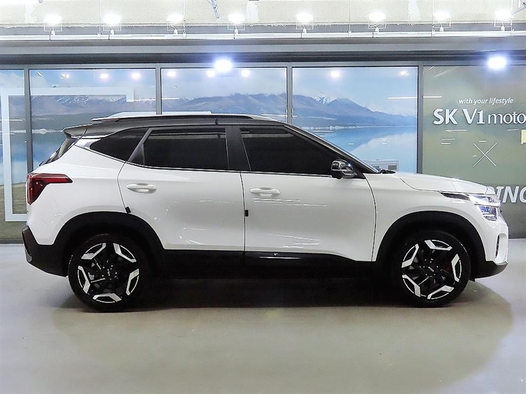 기아 셀토스 더 뉴 셀토스 가솔린 1.6 터보 4WD 시그니처 이미지 3