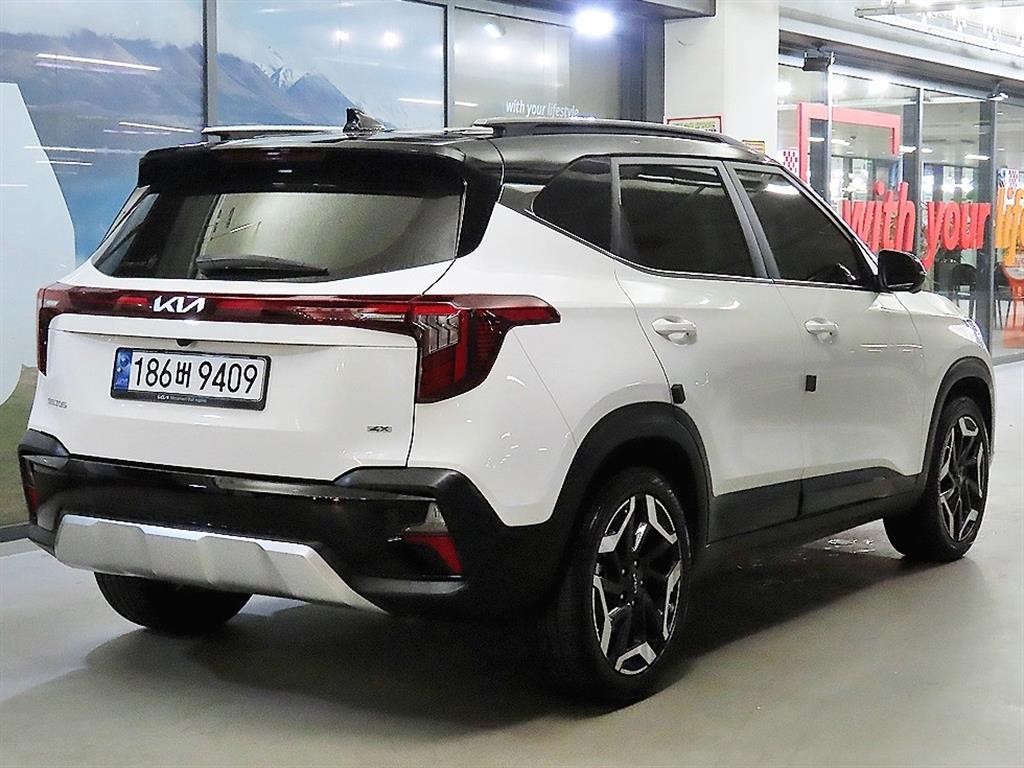기아 셀토스 더 뉴 셀토스 가솔린 1.6 터보 4WD 시그니처 이미지 4