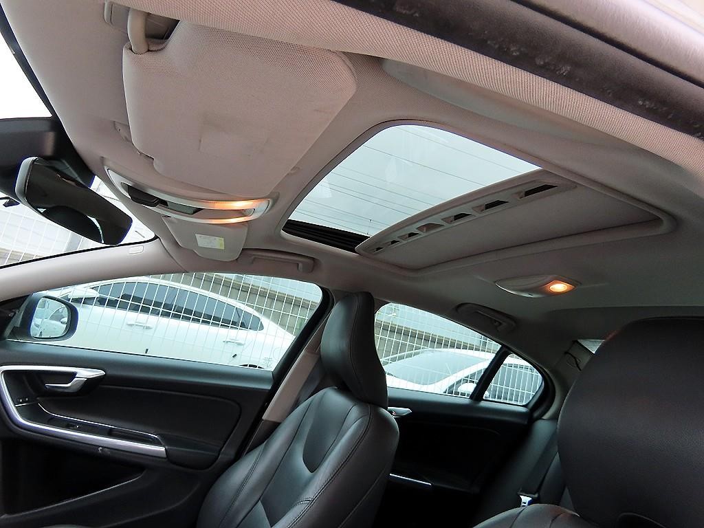볼보 S60 뉴S60 D2 이미지 16