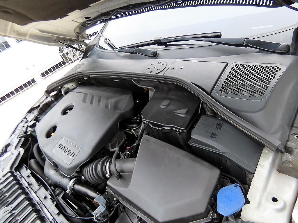 볼보 S60 뉴S60 D2 이미지 17
