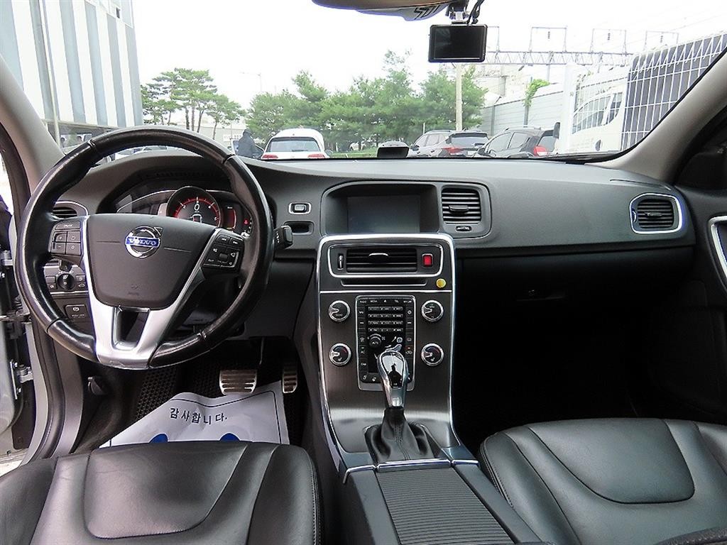 볼보 S60 뉴S60 D2 이미지 7