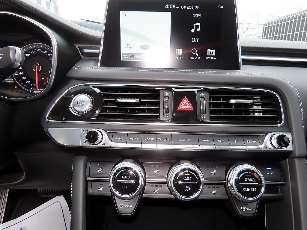 제네시스 G70 2.0T AWD 엘리트 이미지 14