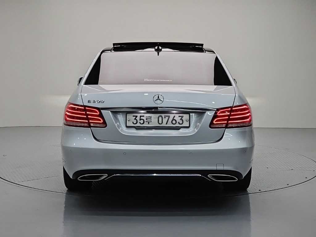 벤츠 E 클래스 E-클래스 W212 E300 아방가르드 이미지 3