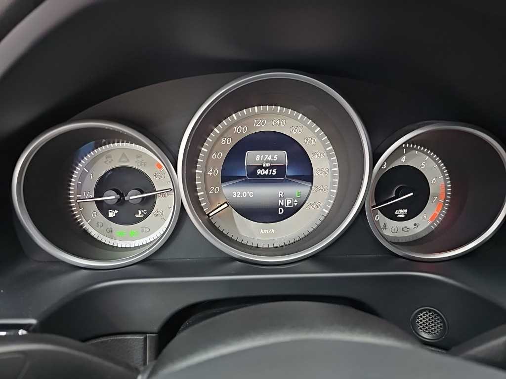 벤츠 E 클래스 E-클래스 W212 E300 아방가르드 이미지 6