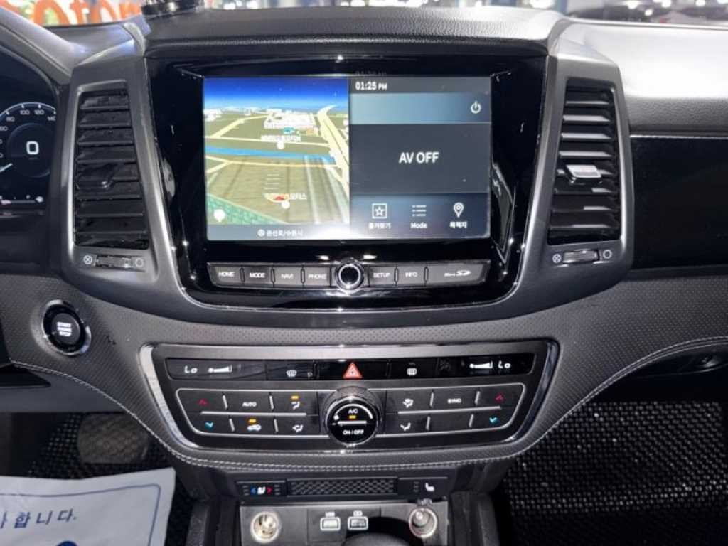KG모빌리티(쌍용) 렉스턴 더 뉴 렉스턴 스포츠 디젤 2.2 4WD 프레스티지 이미지 10
