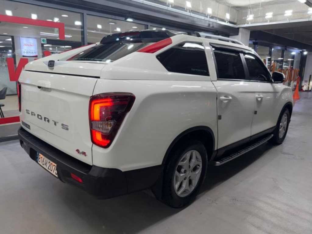 KG모빌리티(쌍용) 렉스턴 더 뉴 렉스턴 스포츠 디젤 2.2 4WD 프레스티지 이미지 4