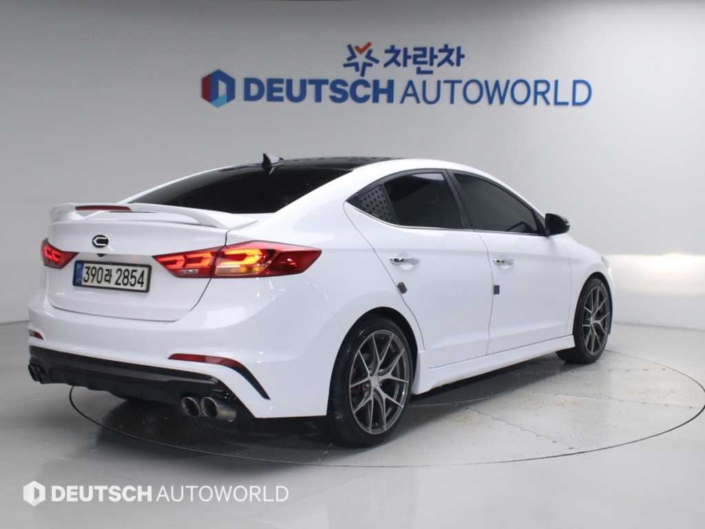 현대 아반떼 아반떼 AD 1.6 터보 스포츠 오리지널 이미지 2