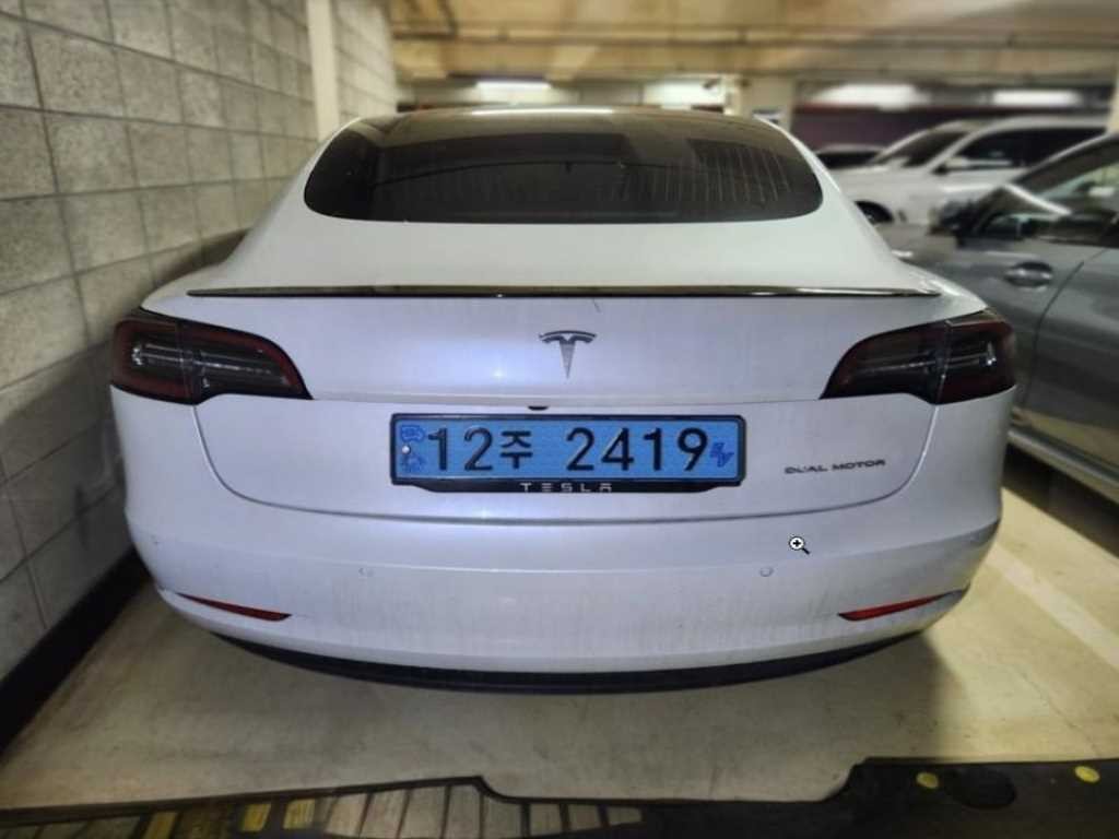 테슬라 모델 3 롱 레인지 이미지 3