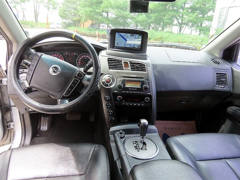 KG모빌리티(쌍용) 코란도 코란도스포츠 디젤 4WD CX7 패션 이미지 7