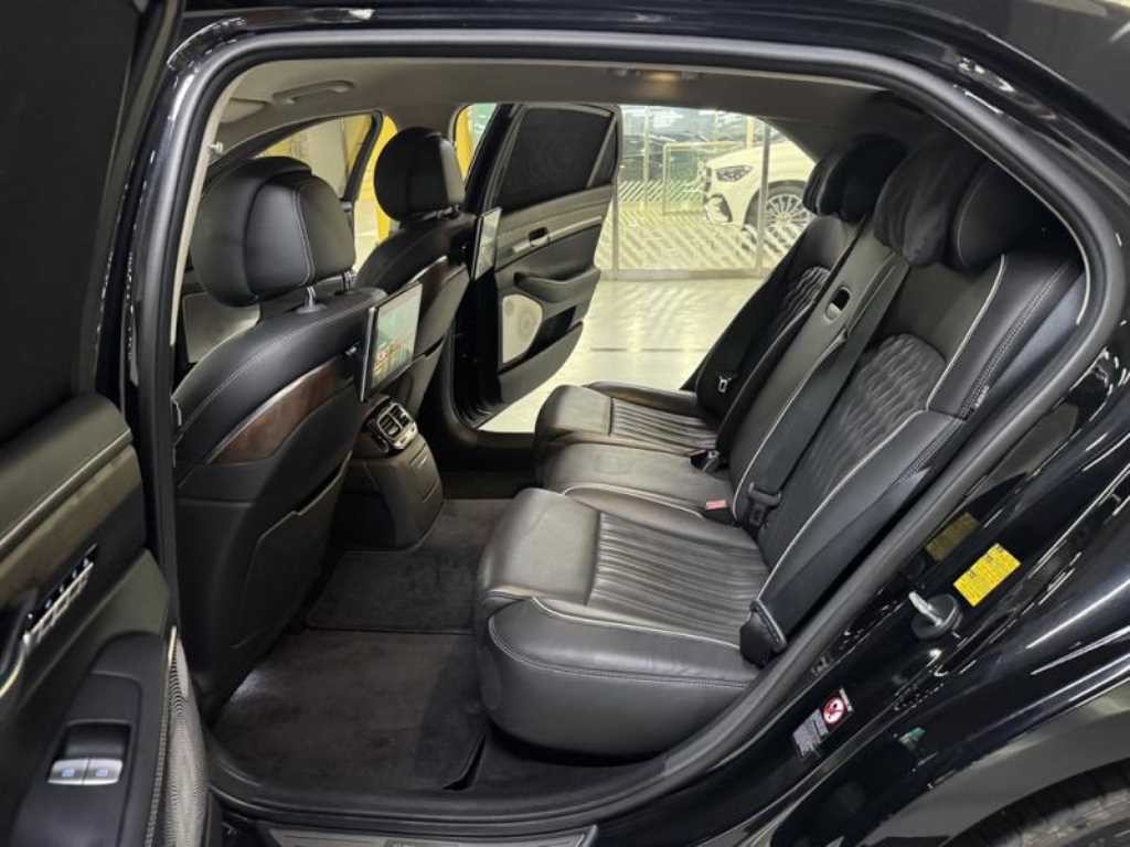 제네시스 G90 3.8 GDI AWD 프레스티지 이미지 8