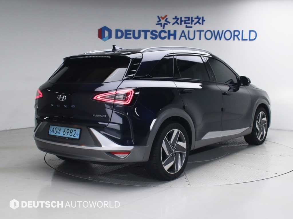 현대 넥쏘 프리미엄 이미지 2