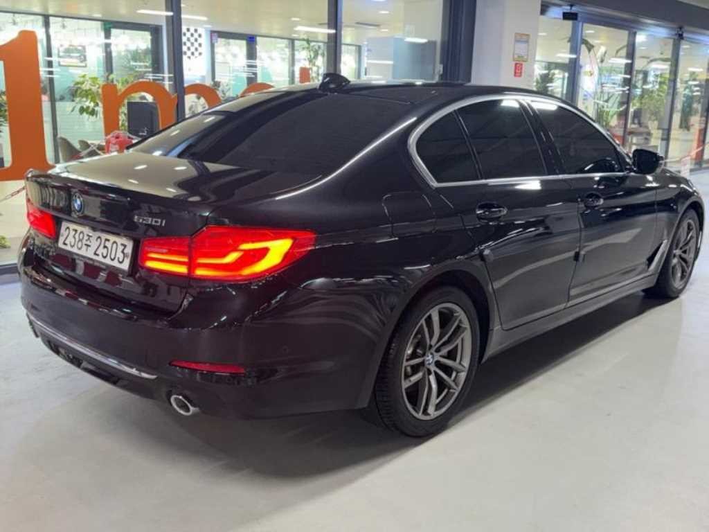BMW 5시리즈 5시리즈 (G30) 530i 럭셔리 플러스 이미지 4