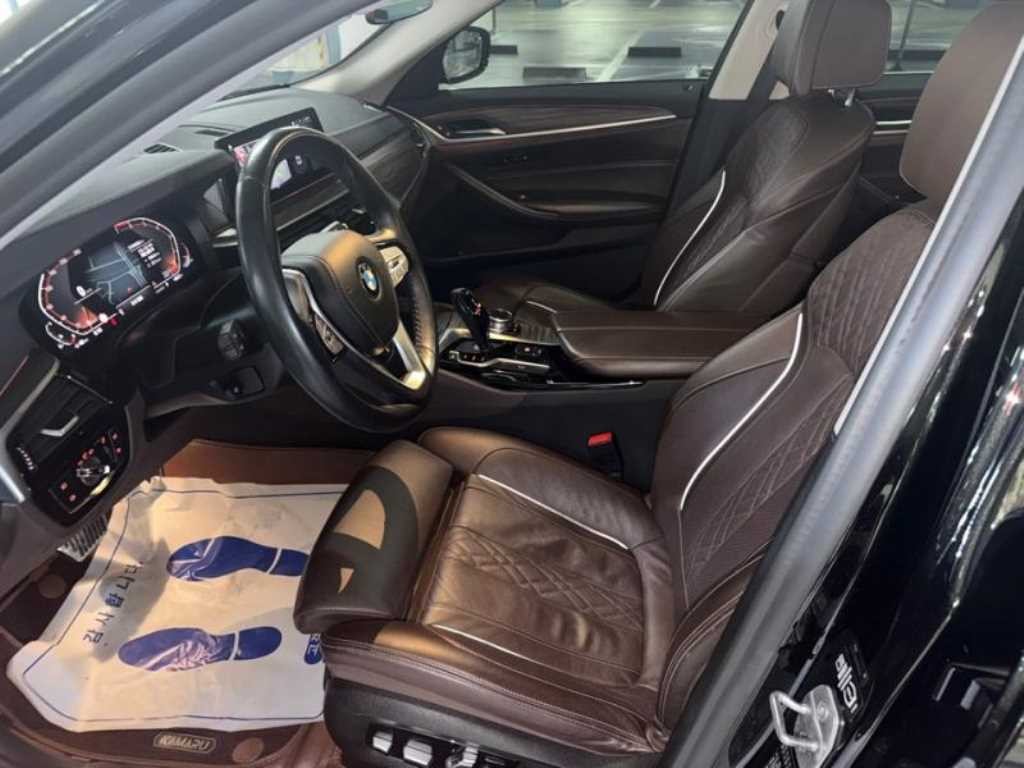 BMW 5시리즈 5시리즈 (G30) 530i 럭셔리 플러스 이미지 6