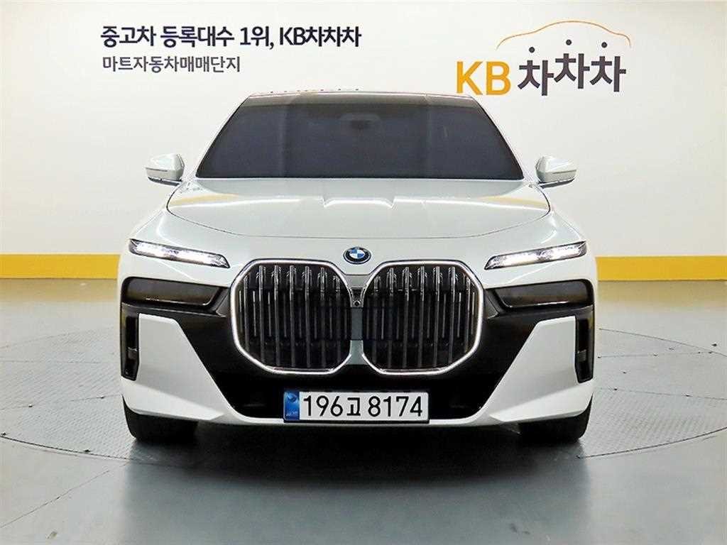BMW 7시리즈 7시리즈 (G70) 750e xDrive M 스포츠 이미지 1
