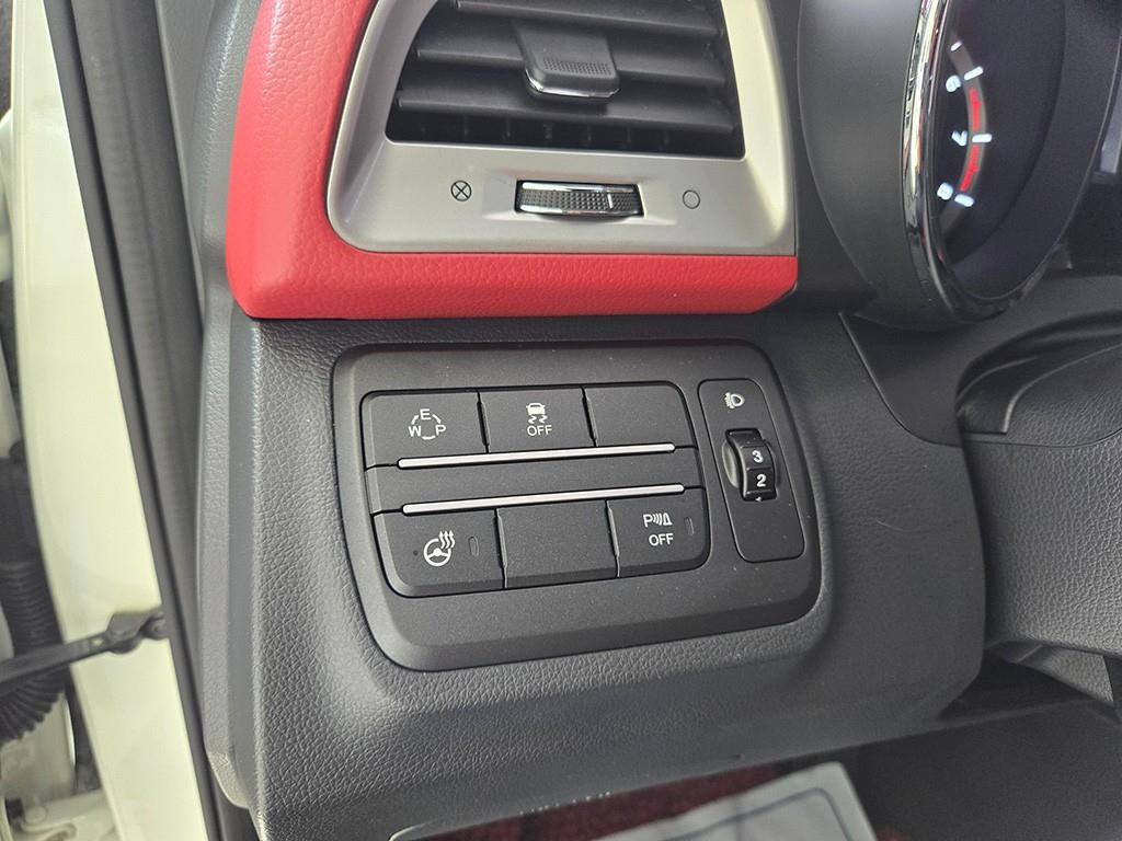 KG모빌리티(쌍용) 티볼리 가솔린 2WD 1.6 LX 최고급형 이미지 13
