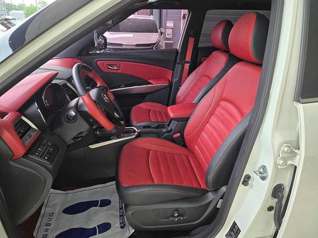 KG모빌리티(쌍용) 티볼리 가솔린 2WD 1.6 LX 최고급형 이미지 5