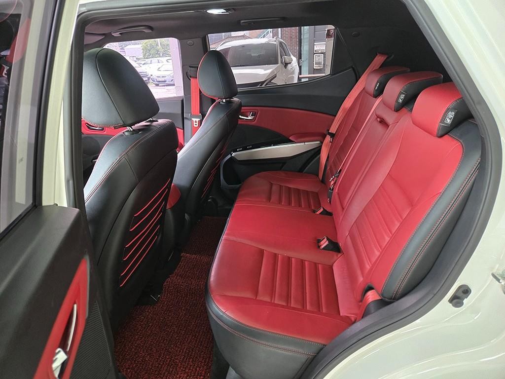KG모빌리티(쌍용) 티볼리 가솔린 2WD 1.6 LX 최고급형 이미지 6