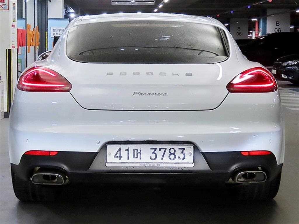 포르쉐 파나메라 3.0 디젤 기본형 이미지 5