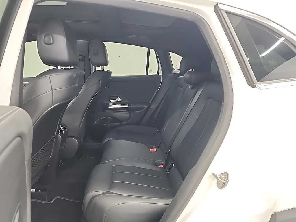 벤츠 GLA 클래스 GLA클래스 H247 GLA220 이미지 12
