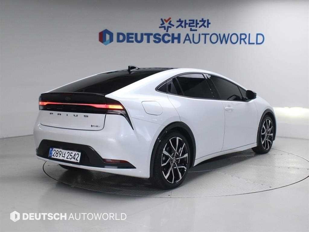 토요타 프리우스 프리우스 5세대 2.0 PHEV XSE 이미지 2
