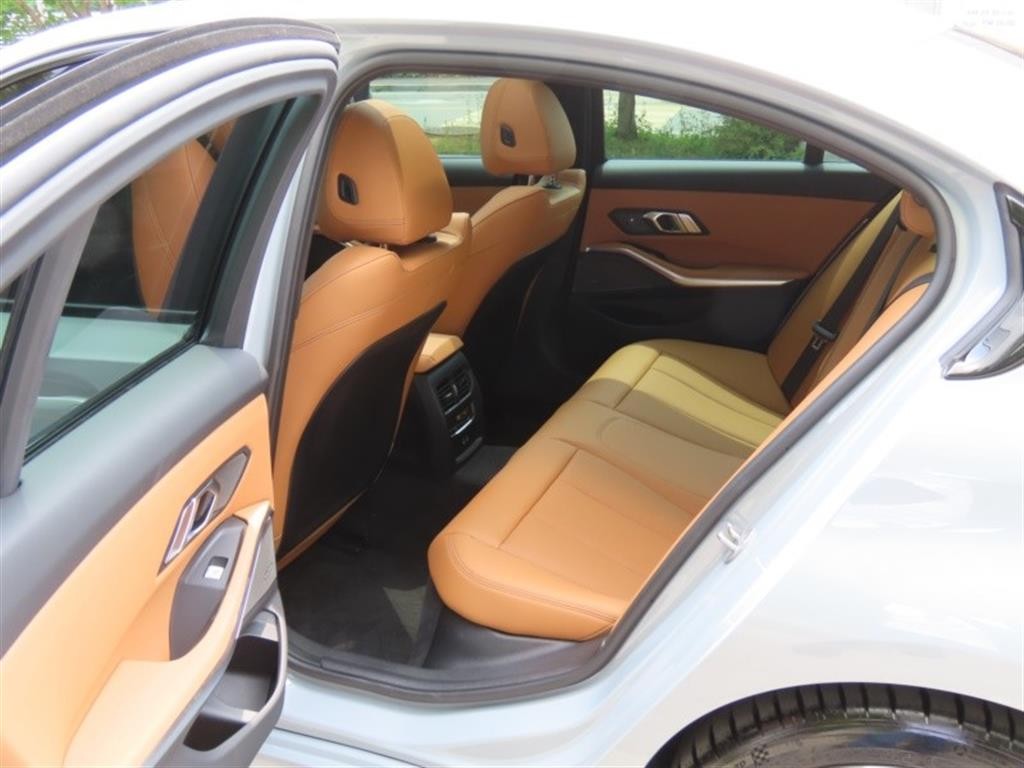 BMW 3시리즈 3시리즈 (G20) 320i M 스포츠 이미지 14
