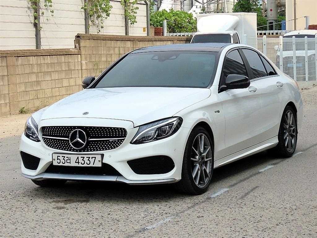 벤츠 C 클래스 C클래스 W205 C43 AMG 4MATIC 이미지 2