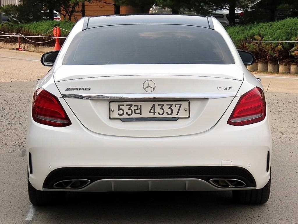 벤츠 C 클래스 C클래스 W205 C43 AMG 4MATIC 이미지 4
