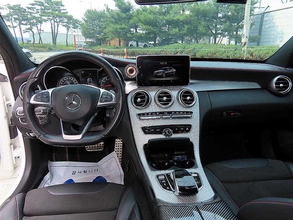 벤츠 C 클래스 C클래스 W205 C43 AMG 4MATIC 이미지 7