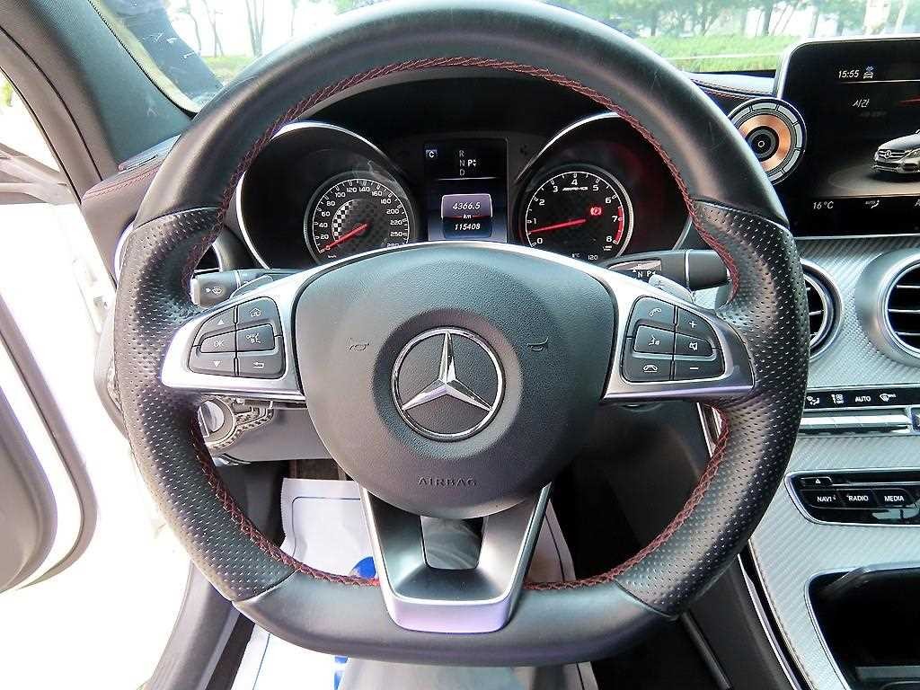 벤츠 C 클래스 C클래스 W205 C43 AMG 4MATIC 이미지 8