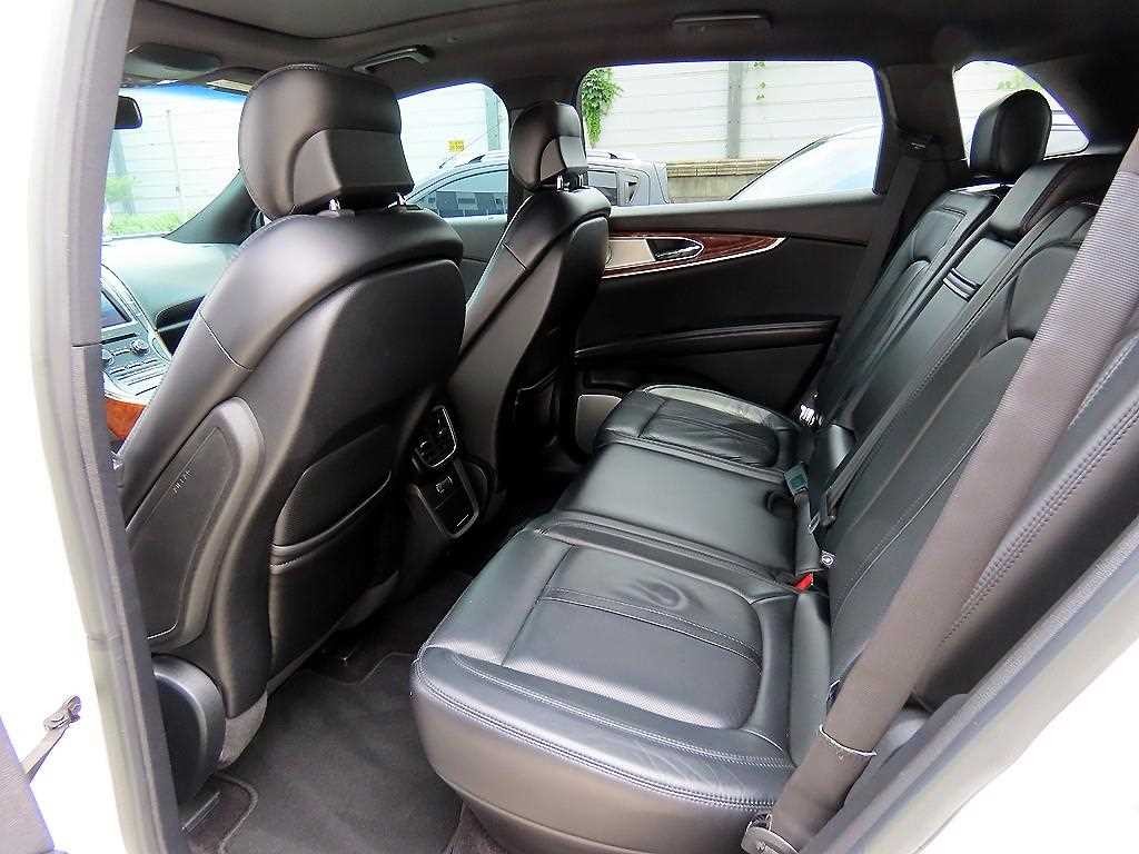 링컨 MKX MKX 2세대 2.7 AWD 리저브 이미지 6
